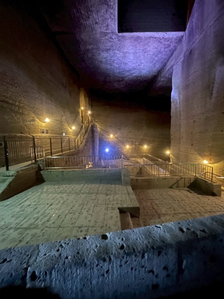 大谷資料館の地下坑内にある立ち入り禁止エリアの暗がり